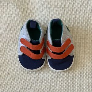 Newborn baby shoes